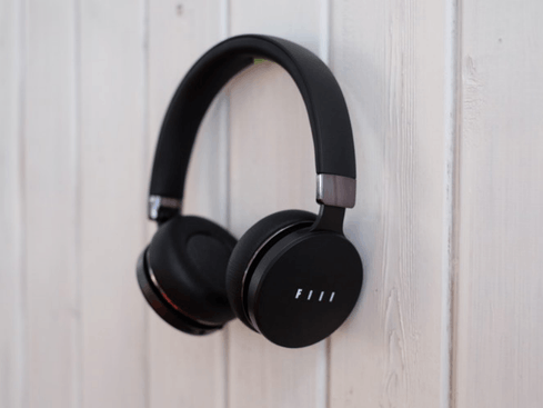 不再纠结入耳半入耳，这款国产耳机凭一招治愈选择困难症