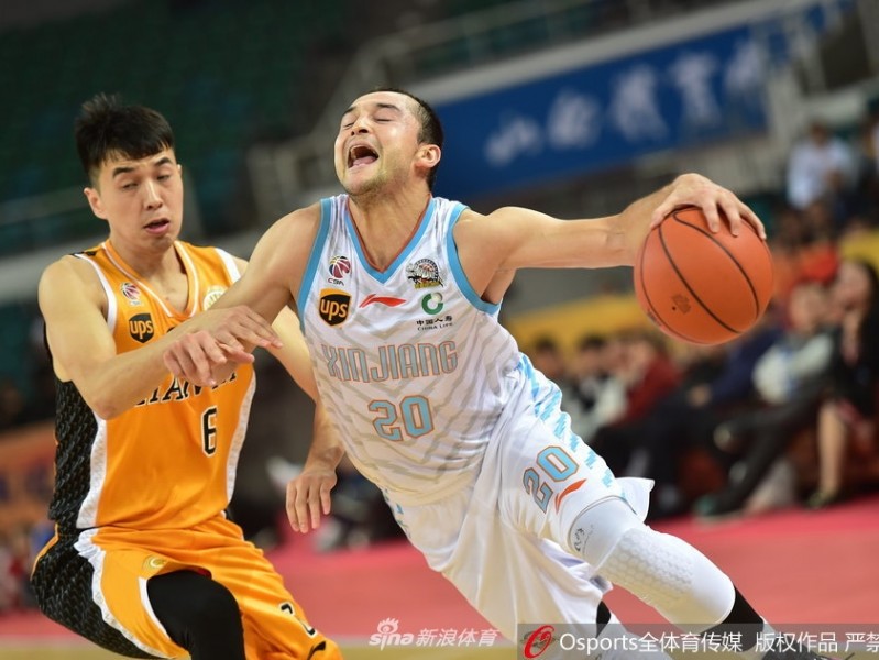 詹宁斯斯科拉合砍五十一分 山西太原击退新疆豪取季前赛胜利