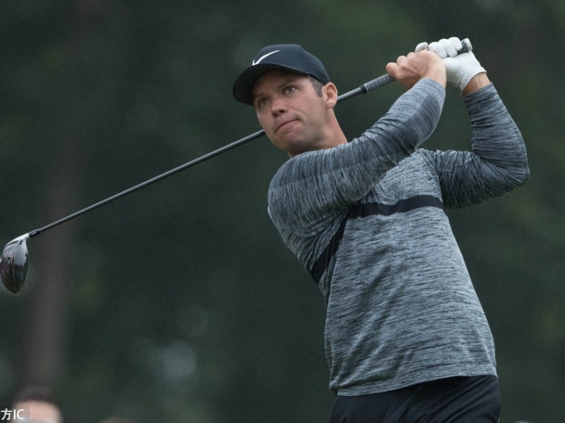 从领先四杆到功亏一篑 卡西的旅行者锦标赛悲喜两天