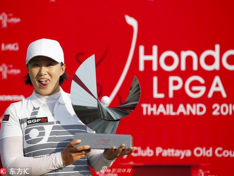 梁熙英三度问鼎泰国赛 中国金花闪耀暹罗球场