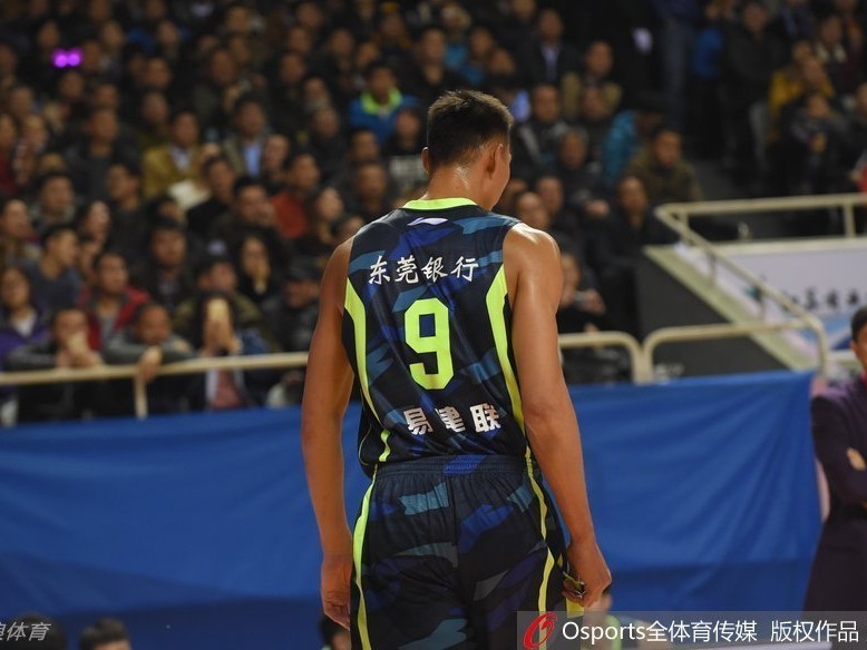 易建联率广东宏远客场险胜江苏肯帝亚 太空易上演经典时刻