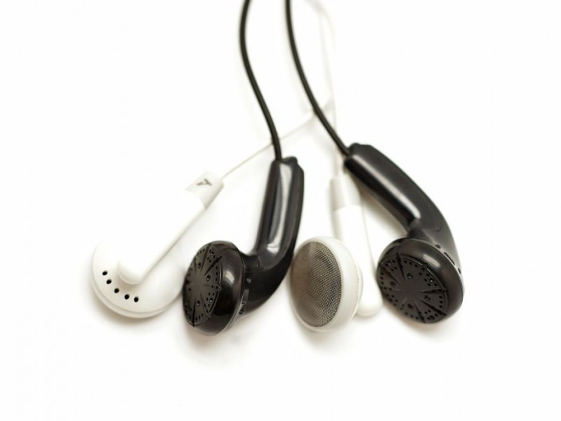 别再乱买耳机了！酷狗这几款‘宝藏耳机’实测，专治各种不服