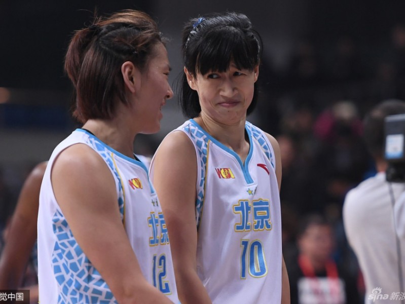京城玫瑰傲霜绽放 新疆女篮虽败犹荣