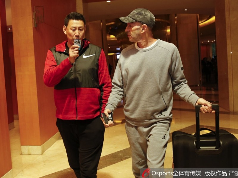 剑指世界杯 中国男篮红队金陵集结待出征