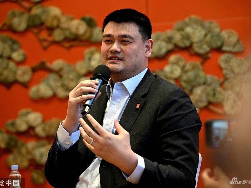 姚明现身沙龙畅谈冬奥缘分：从申奥大使到热心观众，最爱冰球更盼武大靖谷爱凌创佳绩