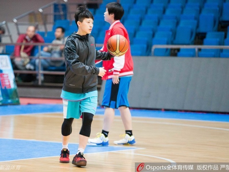 京城玫瑰傲霜绽：回首二零一六女篮巅峰夜