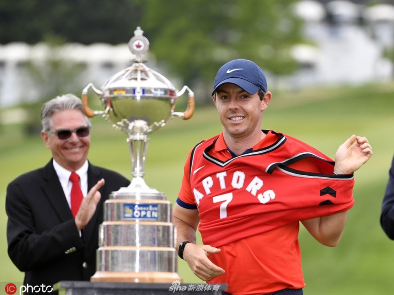 从梦碎波特拉什到捧杯英雄，麦克罗伊与劳瑞的高尔夫双生记