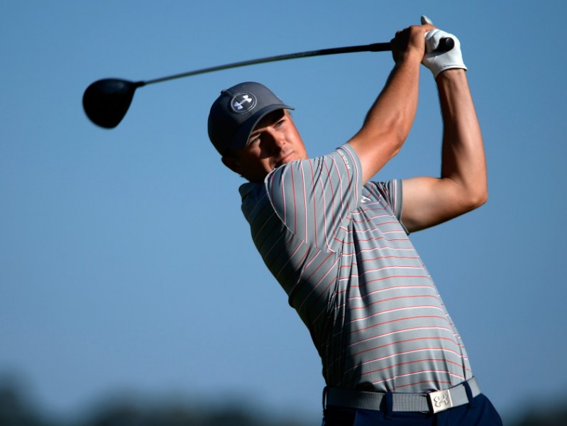 大师赛群雄逐鹿经典瞬间：沙坑救球果岭争锋