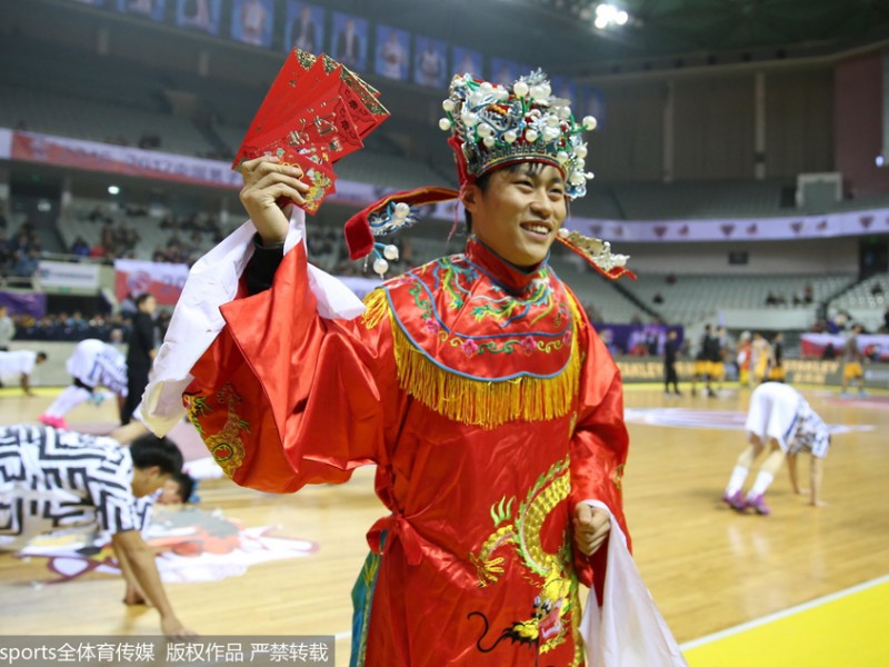 鸡年首战五台山 江苏肯帝亚新春“喜气洋洋”闹主场