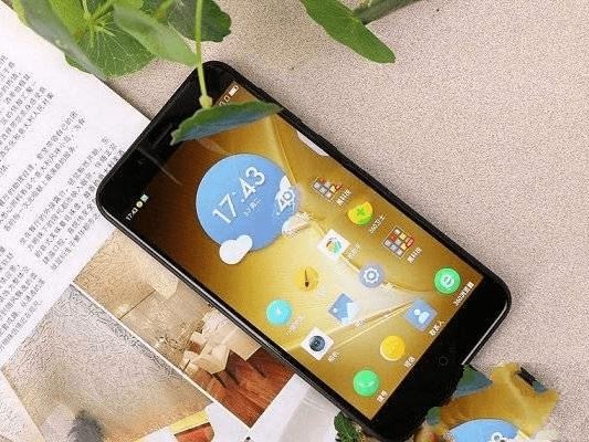 给老爸买手机，我为什么选了酷玩10？聊聊真实体验