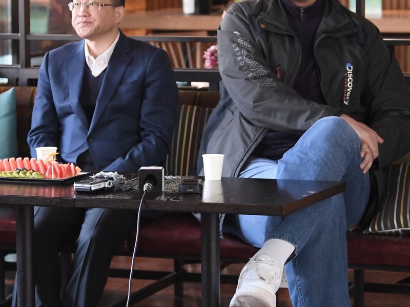 姚明携裁判直面争议 详解CBA联赛执法风云