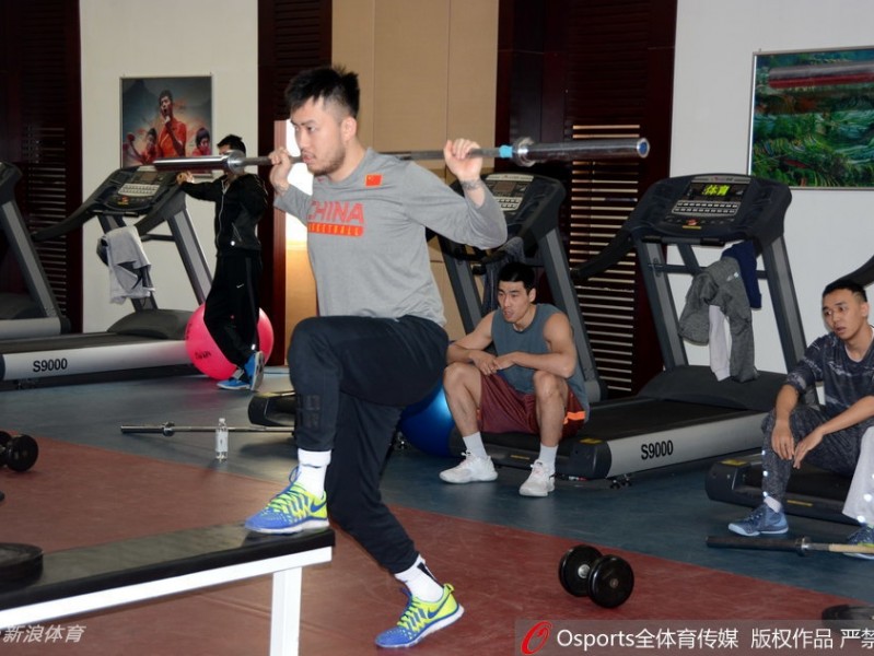 齐鲁铁军蓄势待发，山东高速男篮吹响季后赛冲锋号