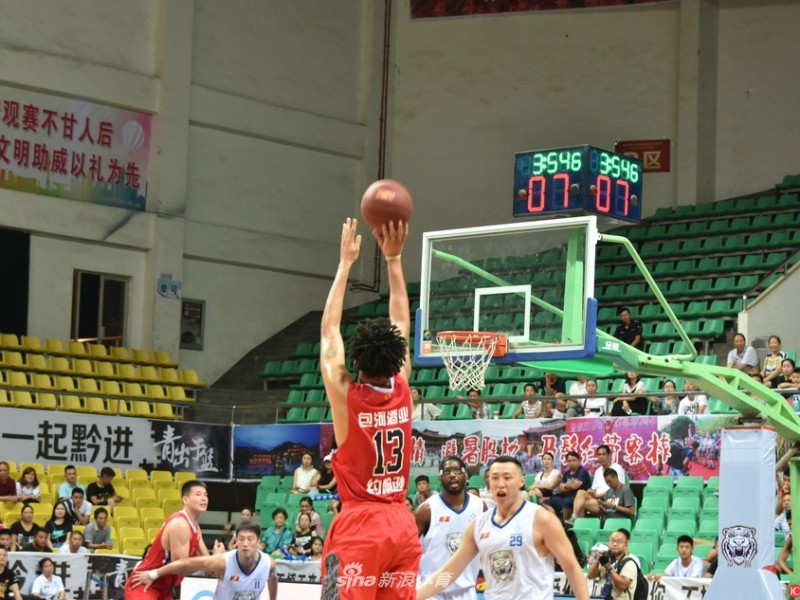 NBL季后赛揭幕战安徽文一反客为主 狂下三分雨大胜贵州森航