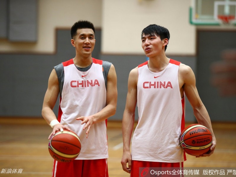 男篮蓝队香港备战风云：易建联领军剑指世预赛