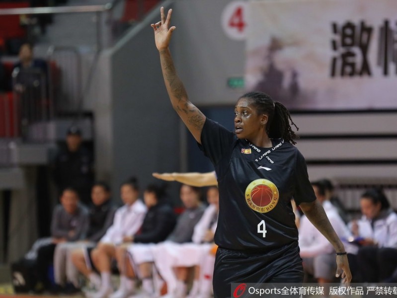 上海女篮主场惨败山东吞首败，六连胜纪录戛然而止