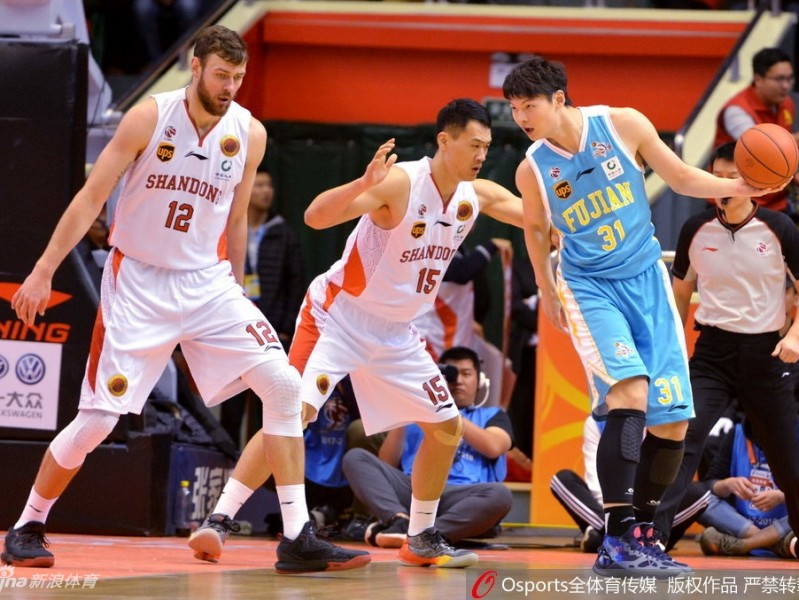 丁神之夜！四十五分生涯新高，单外援山东力擒福建