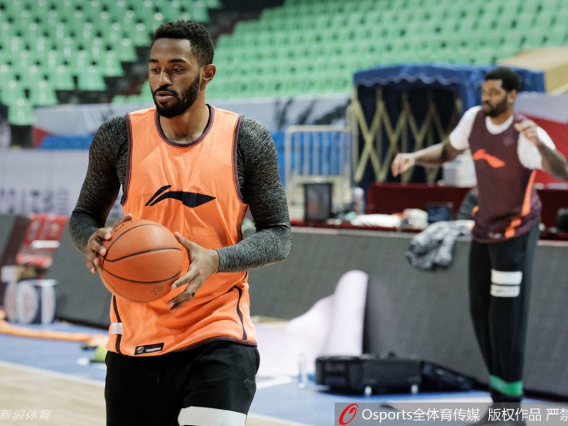 蜀地寒冬练兵忙 哈达迪减重归来杨学增打磨细节