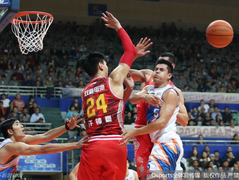 京城德比与宝岛尖刀：回首二〇一五赛季的那些江湖瞬间