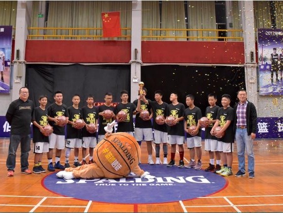 篮球信徒 闪耀广雅——重温2017广州初中男篮联赛巅峰一战