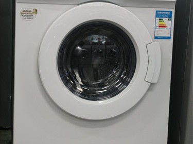 你家的滚筒洗衣机真的干净吗？这些保养门道可能一直没做对！