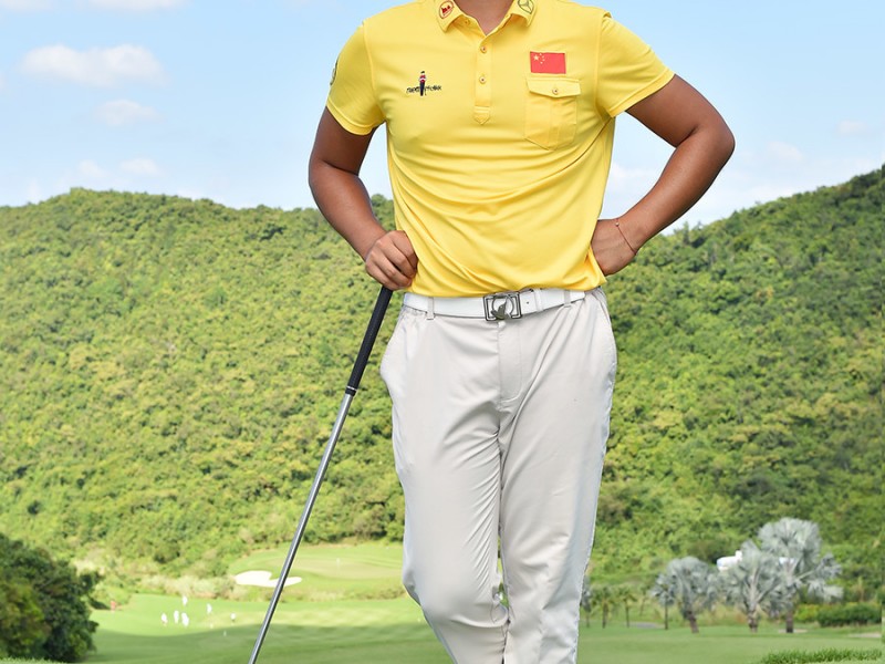 中国高尔夫球手群像：阳光笑容与坚定目光背后的梦想与汗水
