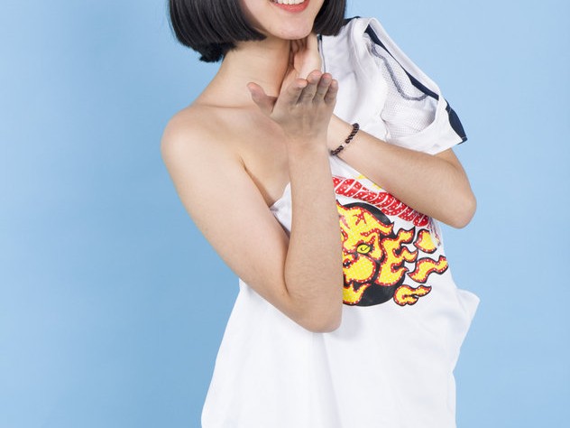 娇俏篮球宝贝真空上阵 倾情力挺华南虎宏远男篮