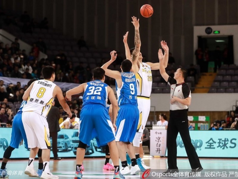 京城之夜：马布里率三外援狂砍68分，北控主场击退青岛收获连胜