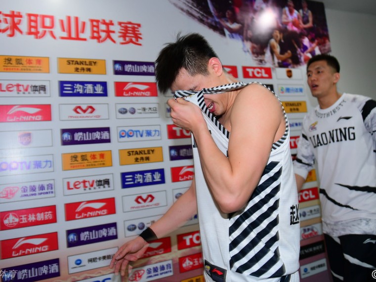 折戟红山泪满襟，辽宁盼盼来年再战