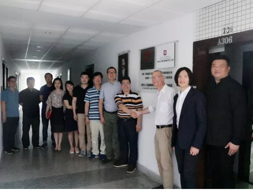 标题：AI音乐学院到底怎么样？一个音乐小白亲测后的酸甜苦辣实录