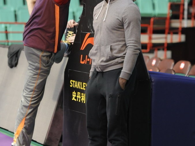 辽篮二零一六：那些疼痛、坚守与希望的交织瞬间