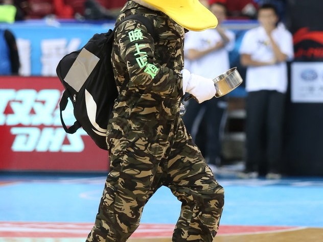 京城主场欢乐多，霹雳鸭抢镜成另类主角