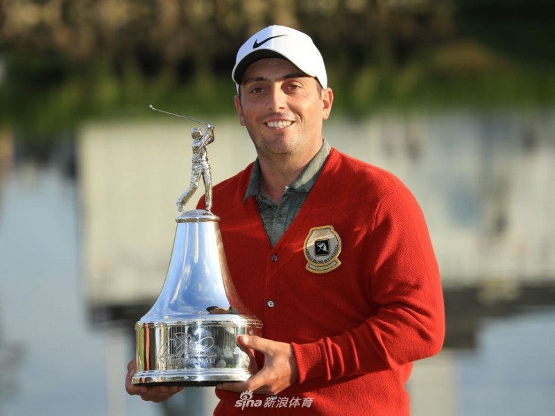 奥兰多巅峰对决莫里纳利完美六十四杆征服湾丘