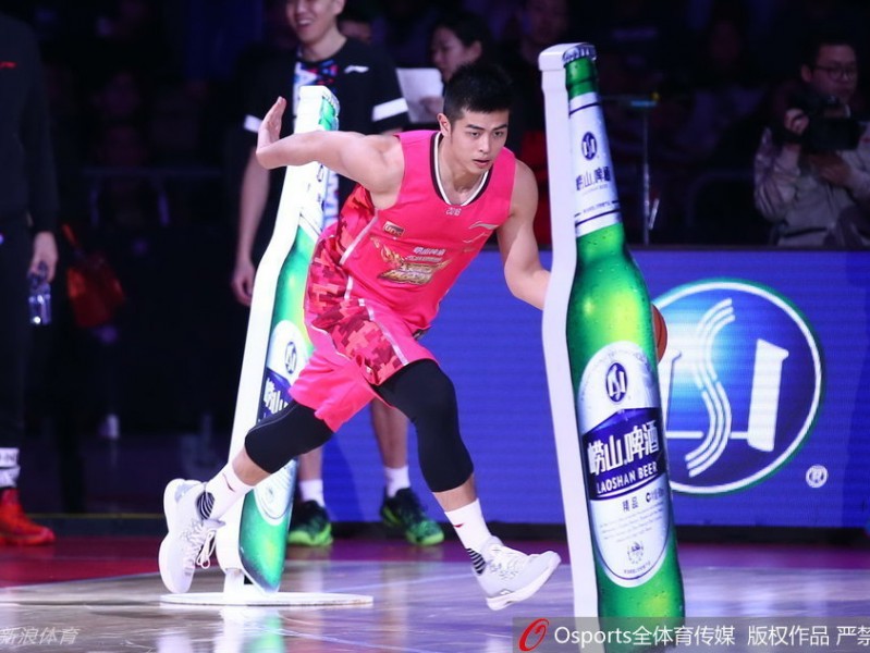 群星闪耀时：回顾二〇一六东莞全明星周末的激情瞬间