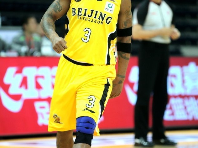 马布里末节救赎未果 北控客场一分惜败天津遭遇绝杀反绝杀