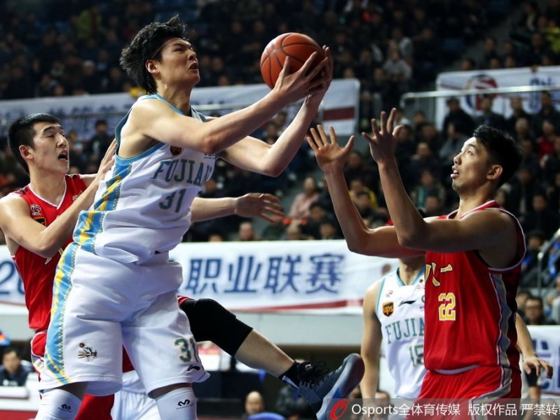 大王内线翻江倒海赵泰隆神射无双 福建主场大胜八一完美收官