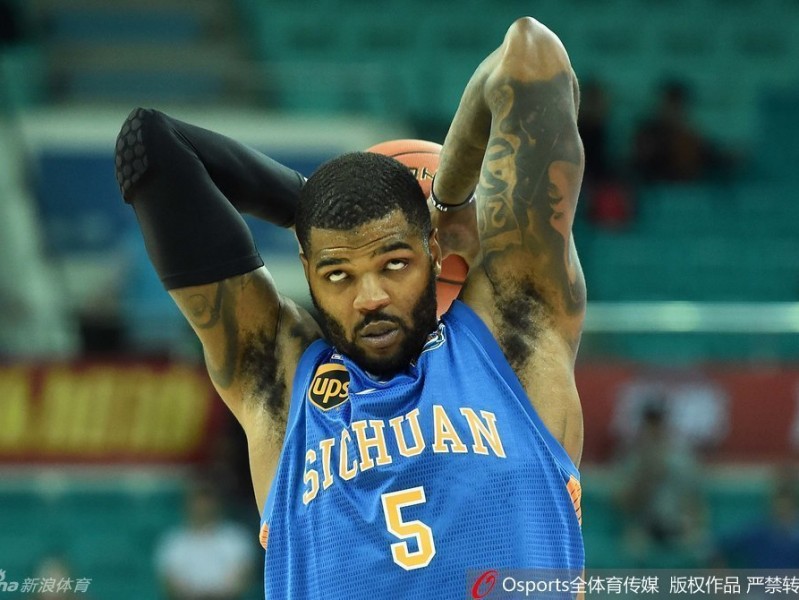 鹰王抵穗蓄势待发 约什·史密斯赛前热身寻找手感