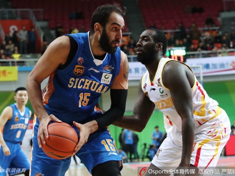 CBA常规赛第十轮南京同曦火力全开大胜四川，结束连败