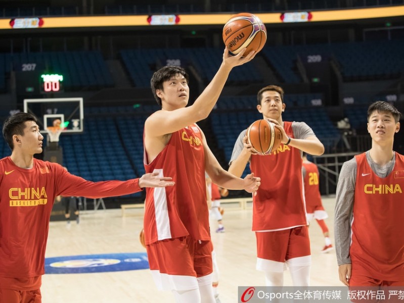 金陵集结直面伤病挑战，男篮红队世预赛首秀在即