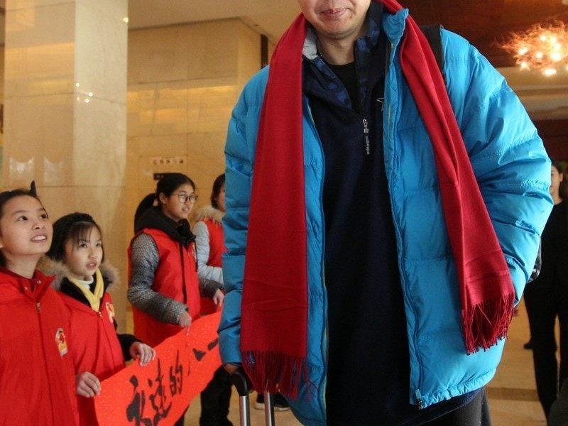 铁血军魂别甬城：欢送八一男篮离开北仑，二十载情缘难说再见