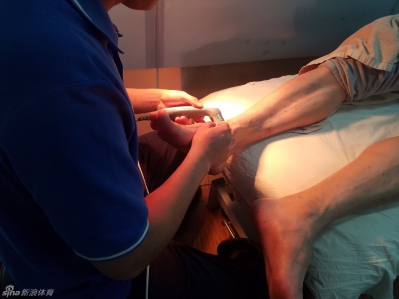 孙悦休赛期勤勉理疗 志在彻底根治脚踝顽疾