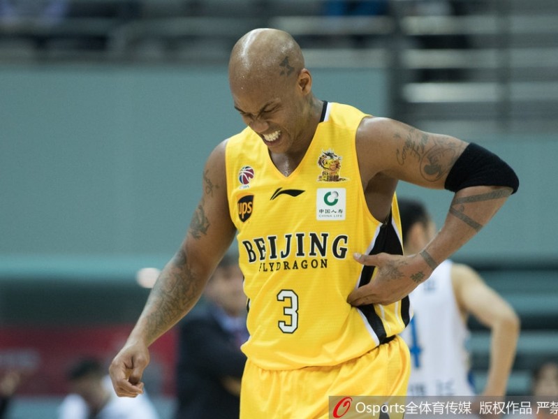 江苏肯帝亚半程登顶 “小科比”布鲁克斯55分引领大胜北控