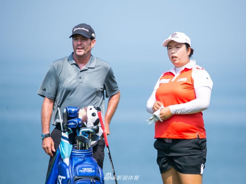 冯珊珊沙坑救球显神技备战故事见真情