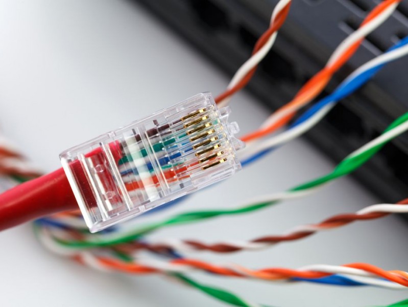 告别“盘丝洞”！秋叶原网线整理全攻略，让你家网速飞起来