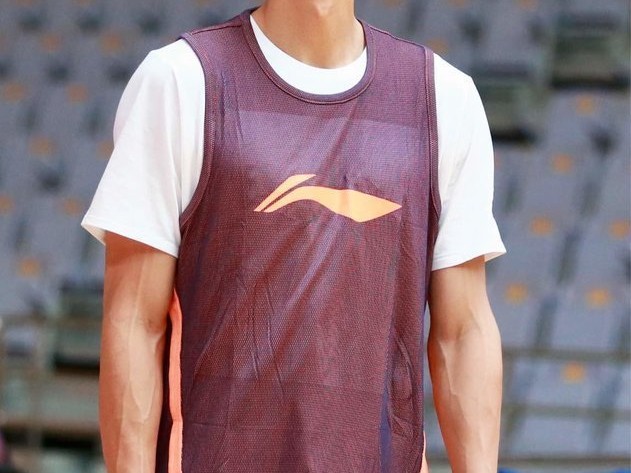 广东宏远备战瞬间：阿联绝技亮眼，将帅齐心冲刺新季