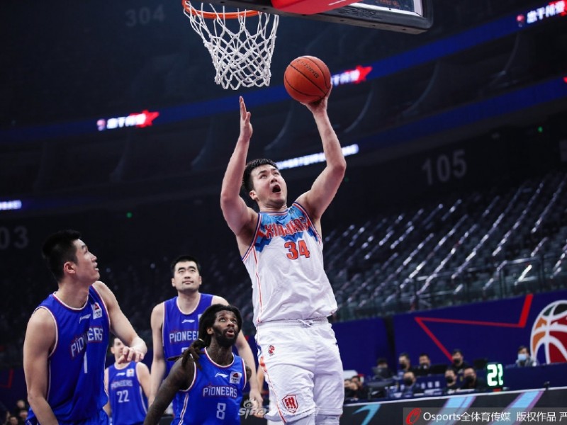 新疆狂飙复仇天津，伯顿空砍47分难阻八连胜终结
